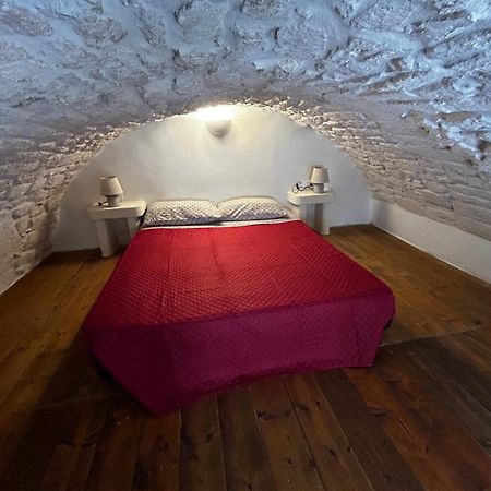 La 9 Guest House 奥斯图尼 外观 照片
