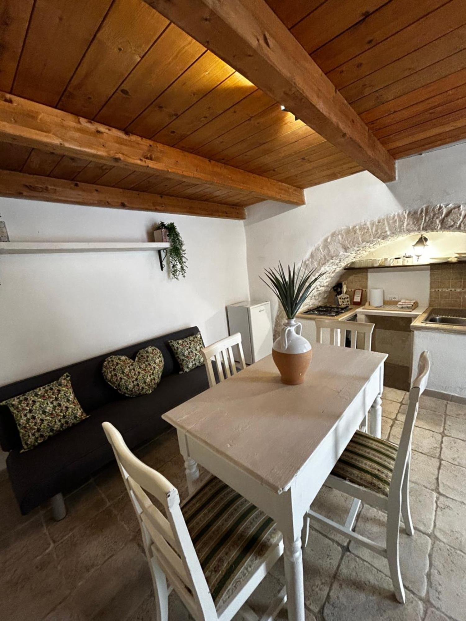La 9 Guest House 奥斯图尼 外观 照片