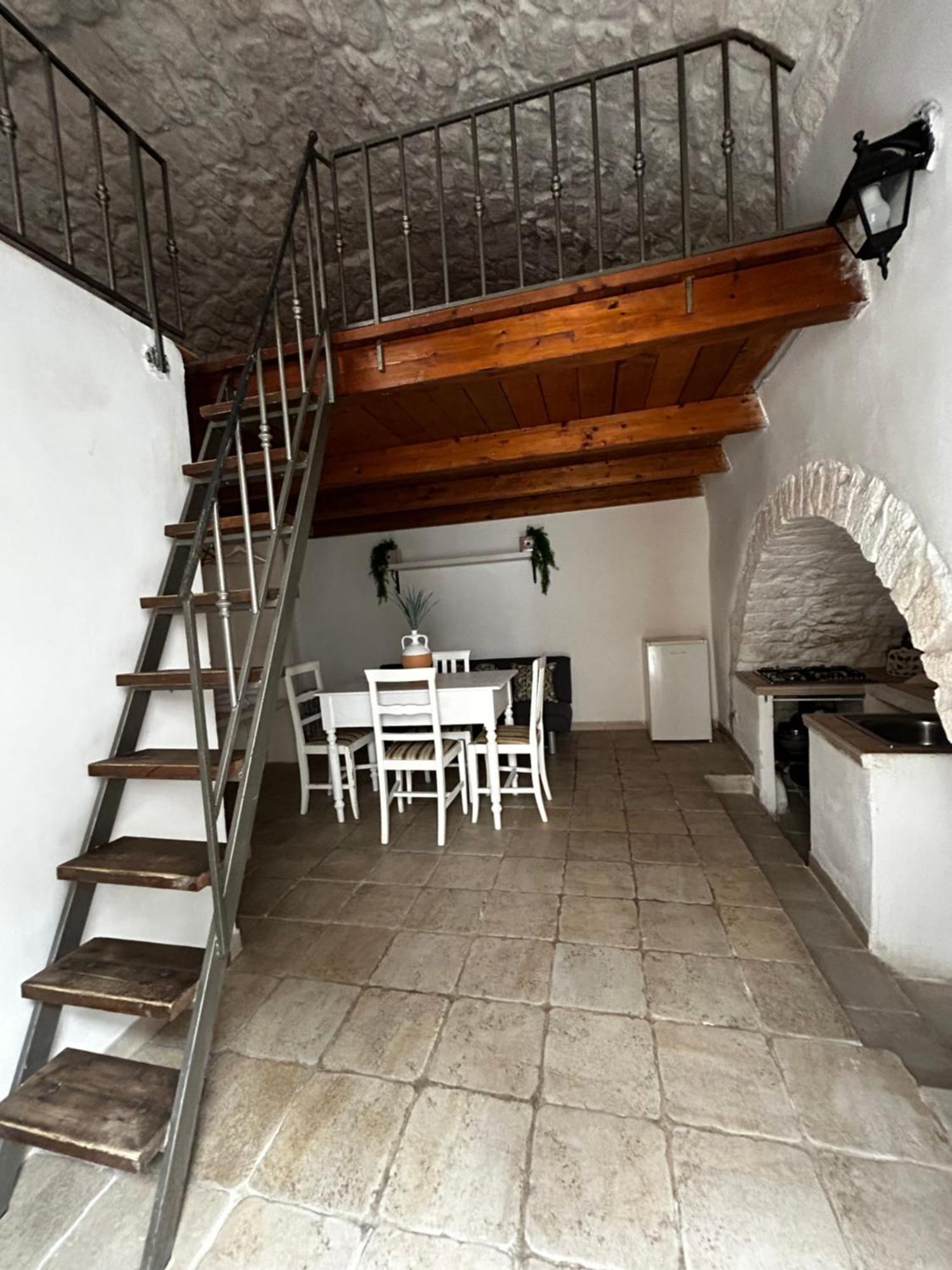 La 9 Guest House 奥斯图尼 外观 照片